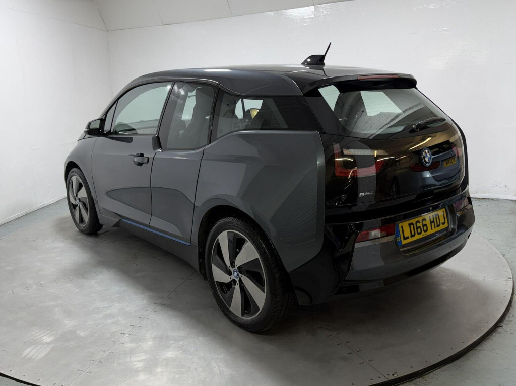 BMW I3