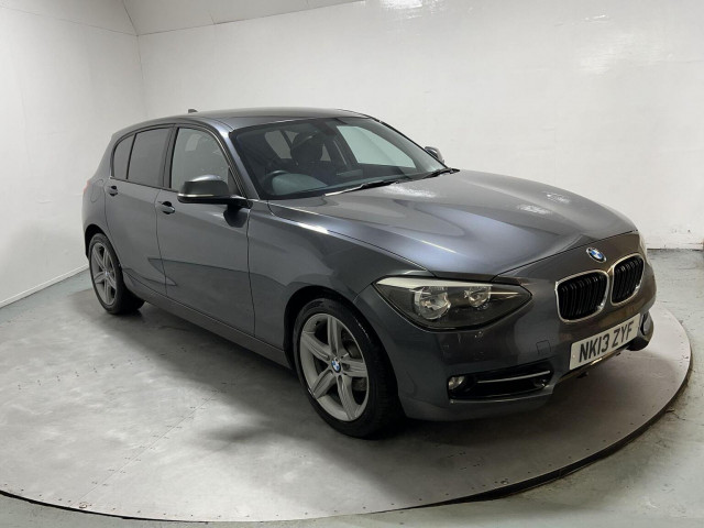 BMW 1 SERIES