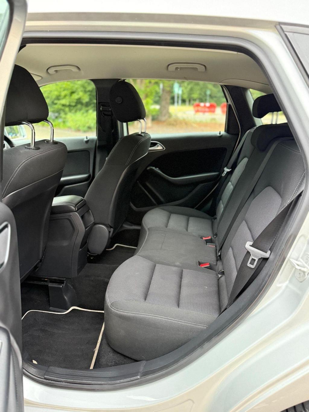 MERCEDES-BENZ B CLASS