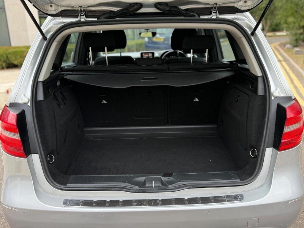 MERCEDES-BENZ B CLASS