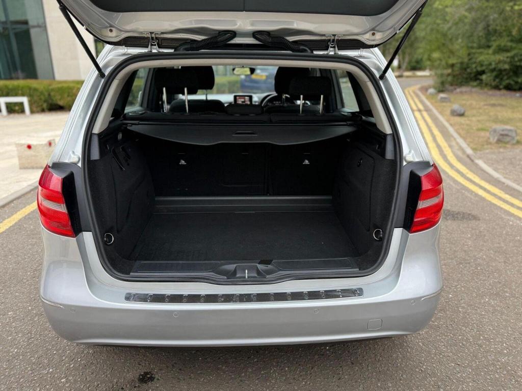 MERCEDES-BENZ B CLASS