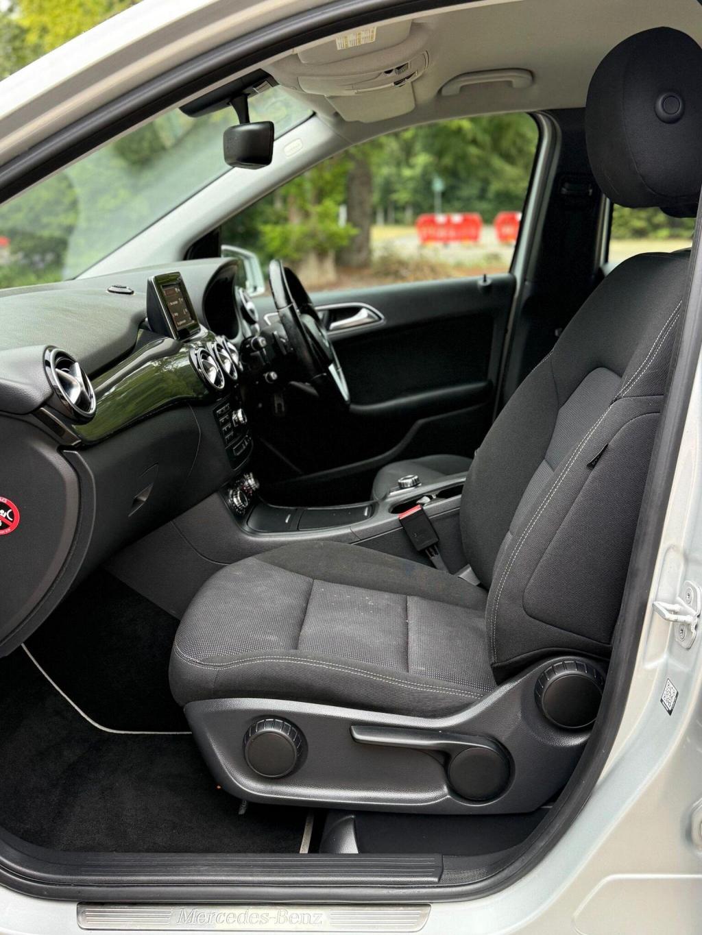 MERCEDES-BENZ B CLASS