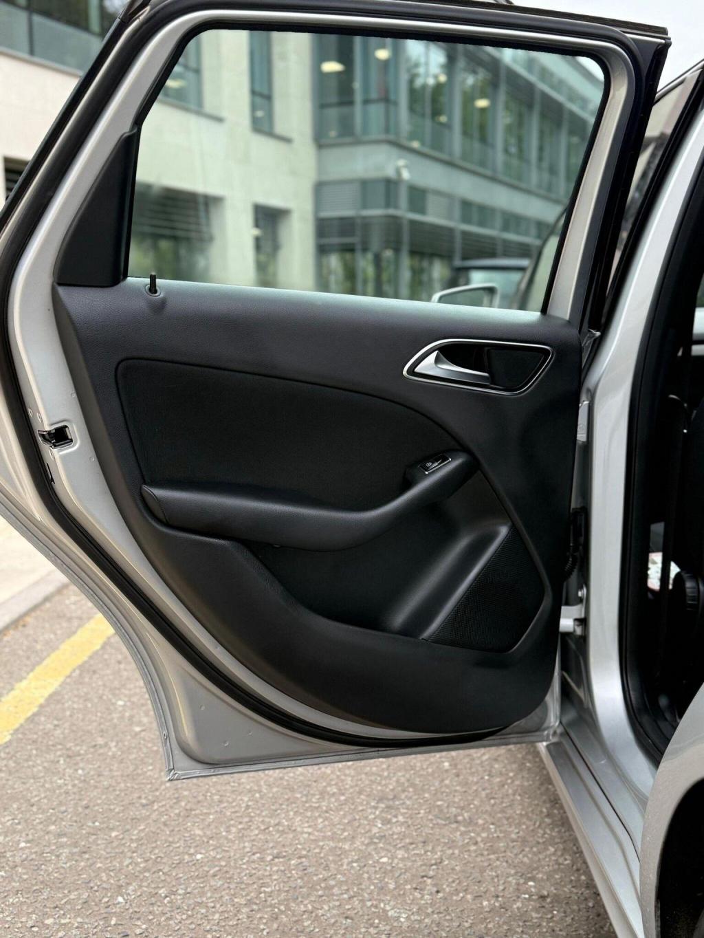 MERCEDES-BENZ B CLASS