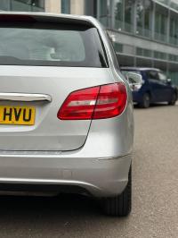 MERCEDES-BENZ B CLASS