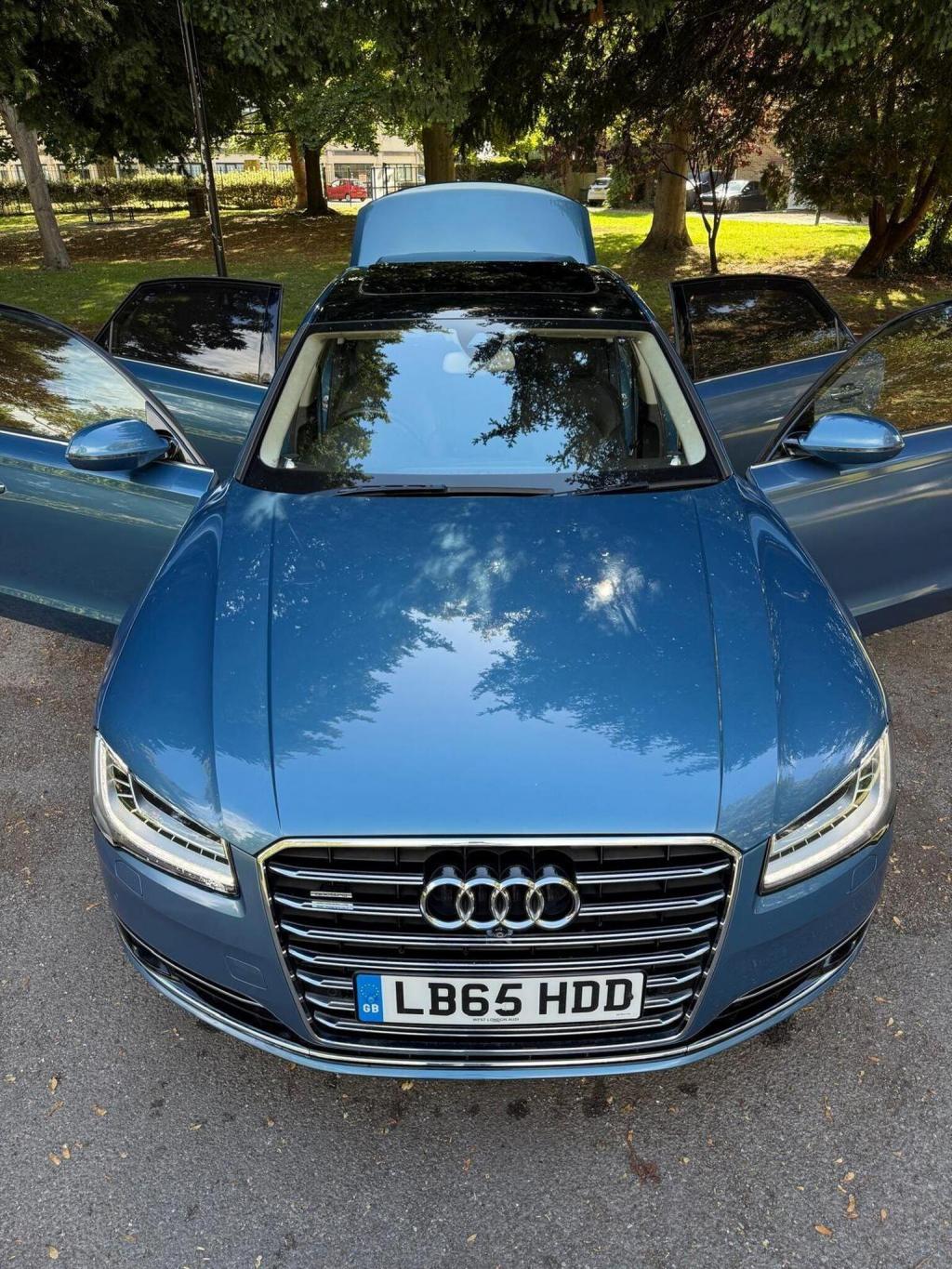 AUDI A8