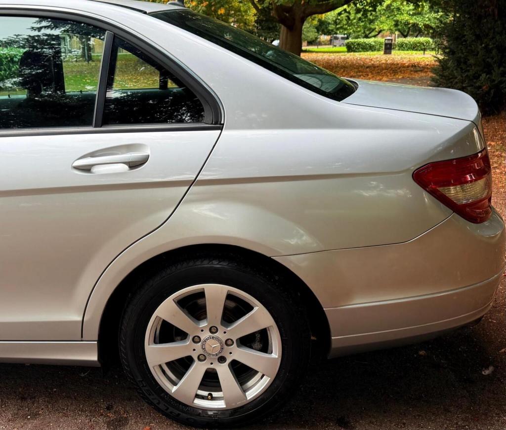MERCEDES-BENZ C CLASS