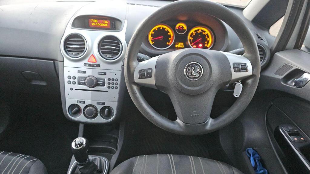 VAUXHALL CORSA