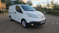 NISSAN E-NV200