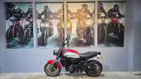YAMAHA XSR700