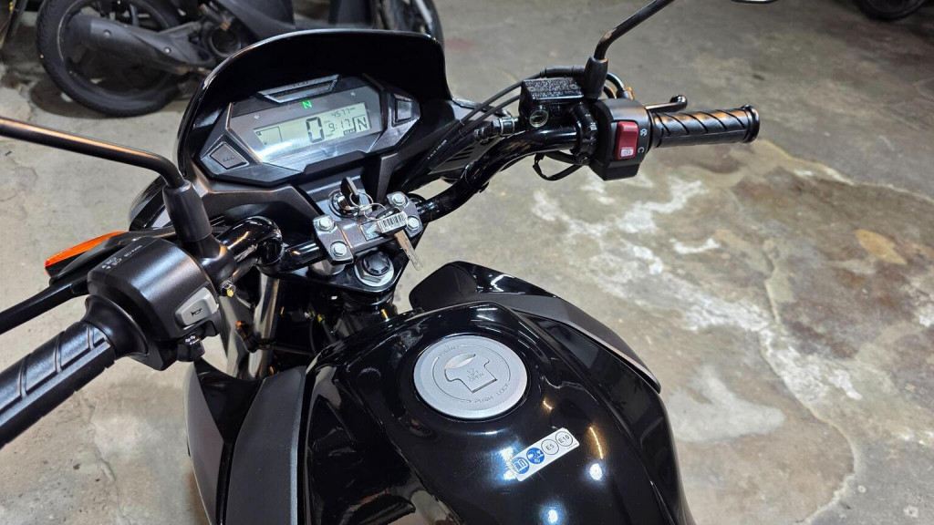 HONDA CB125F