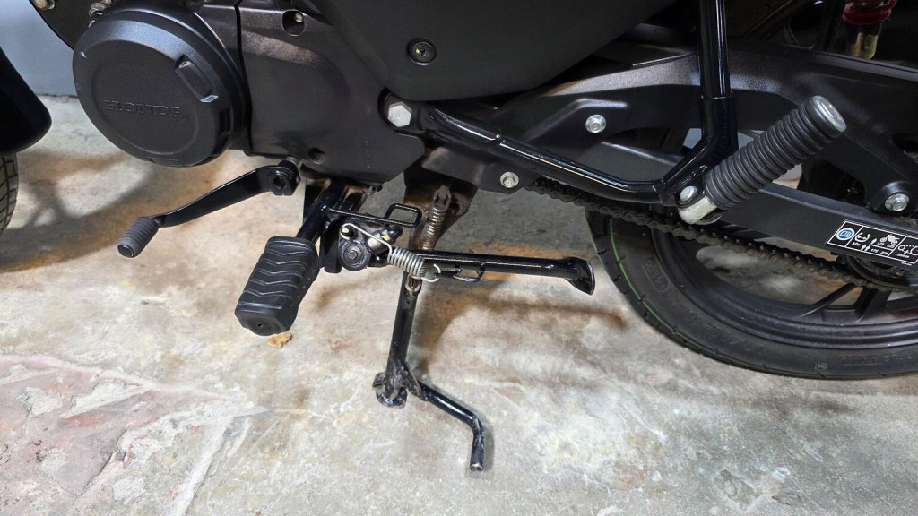HONDA CB125F
