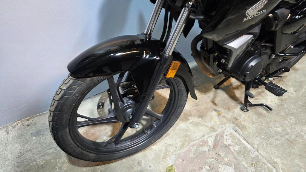 HONDA CB125F