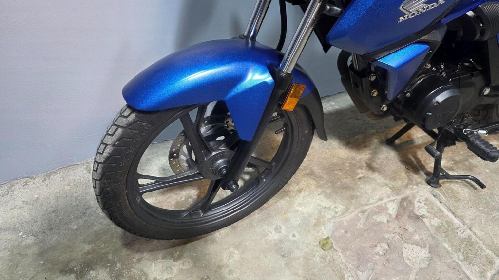 HONDA CB125F