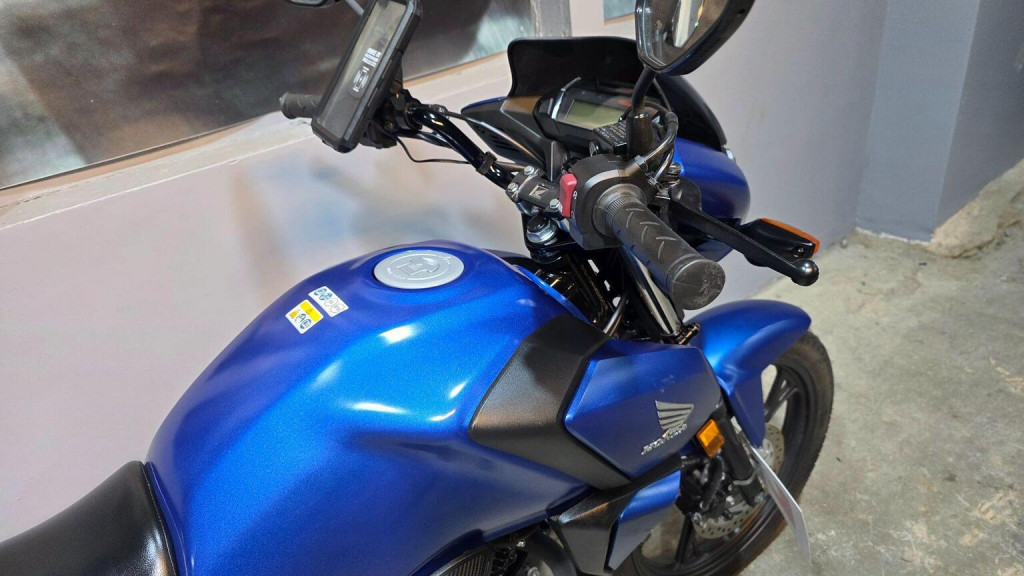 HONDA CB125F