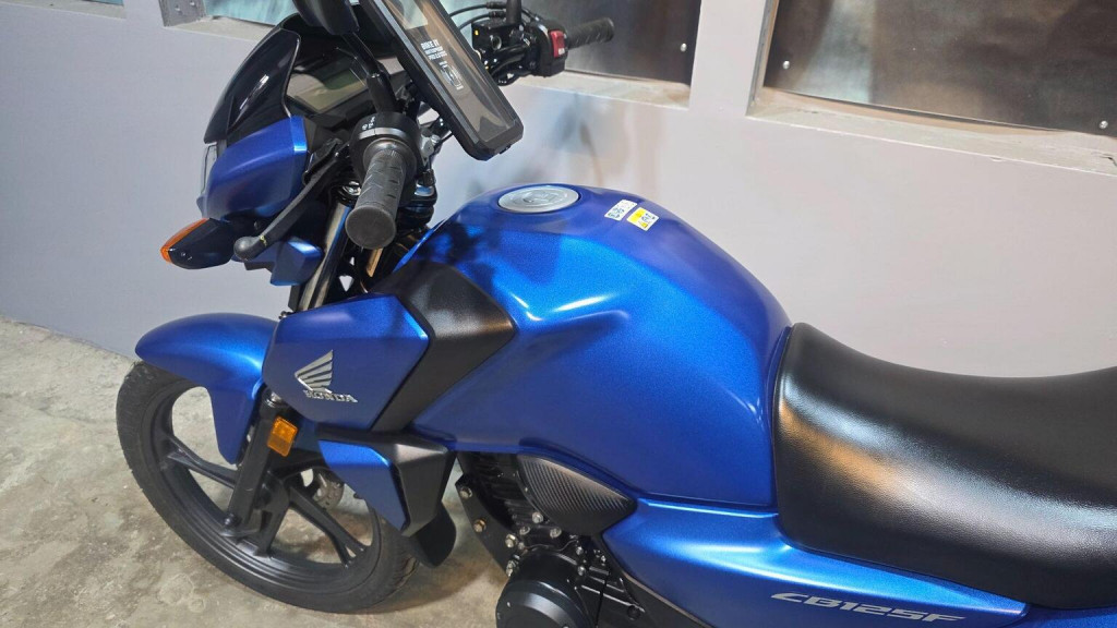HONDA CB125F