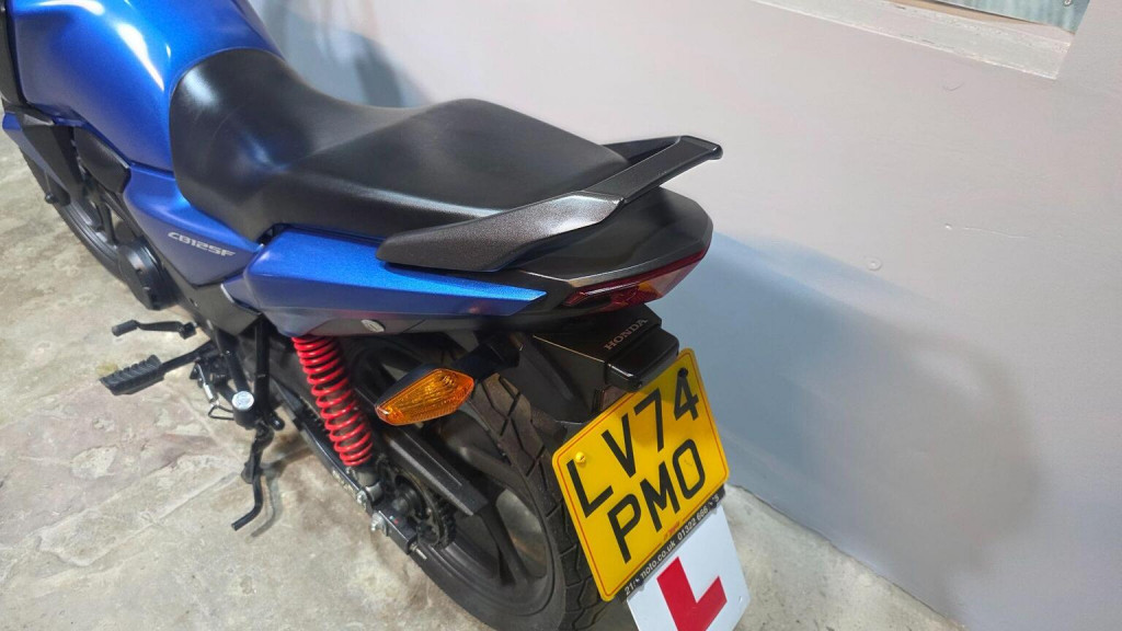 HONDA CB125F