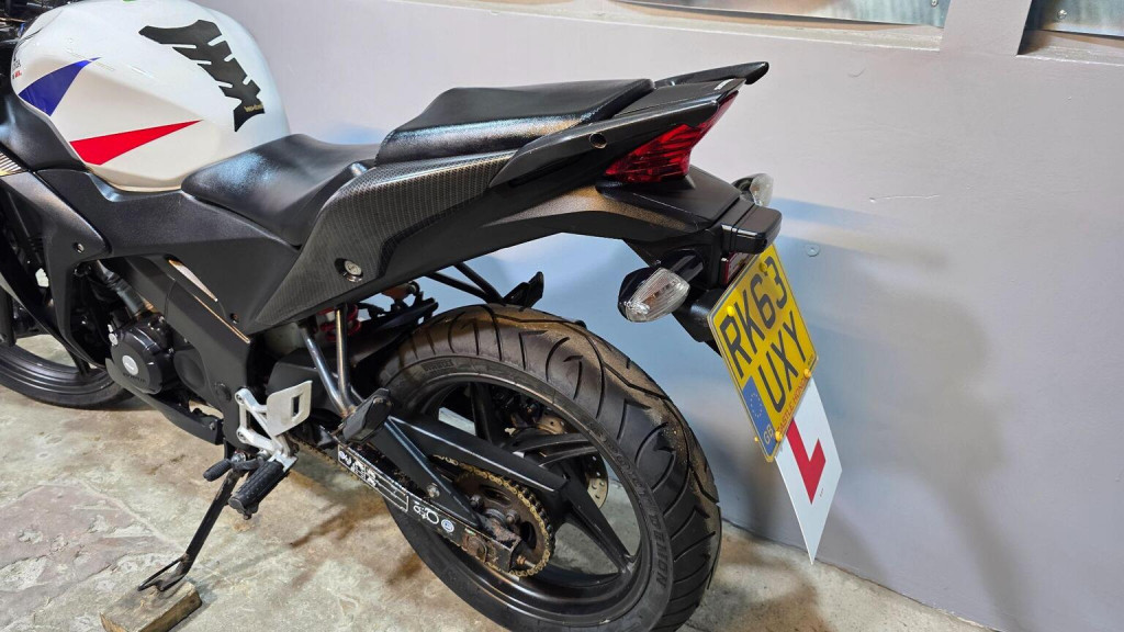 HONDA CBR125R