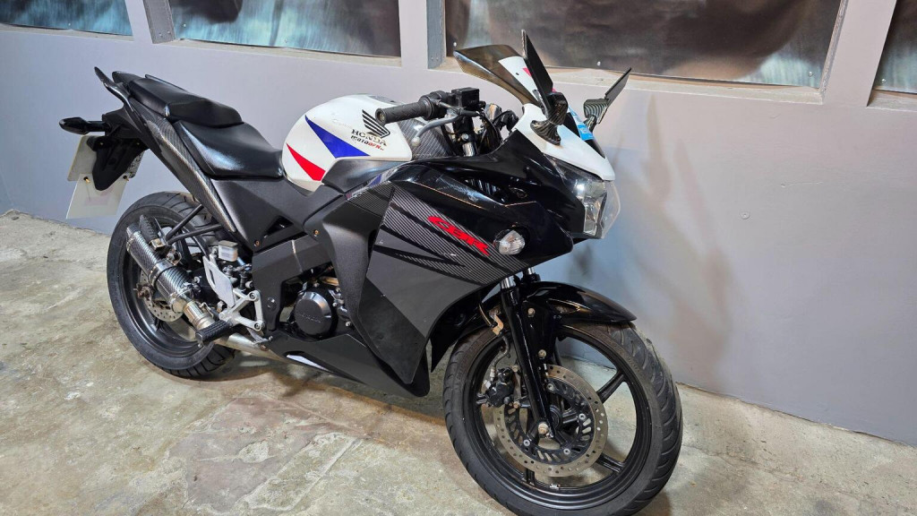 HONDA CBR125R