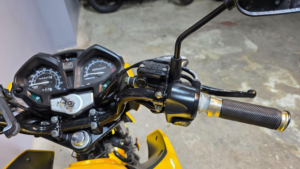 HONDA CB125F