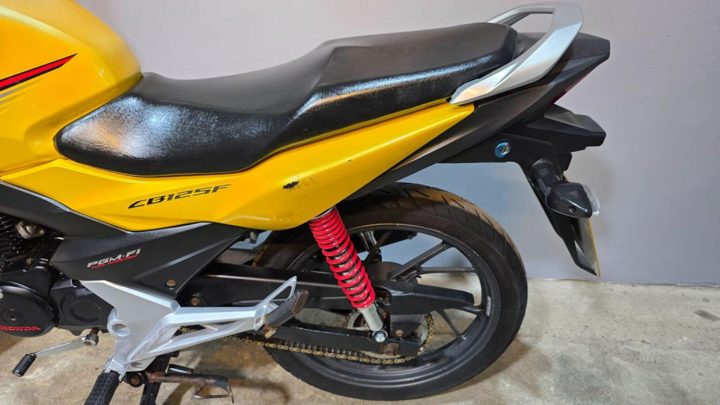 HONDA CB125F
