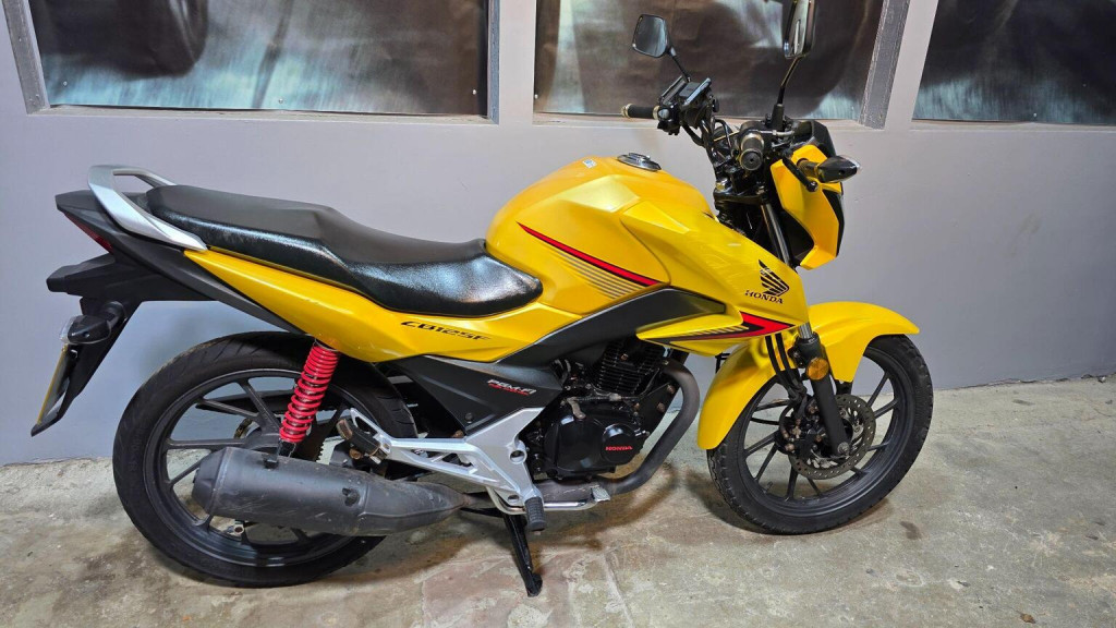 HONDA CB125F