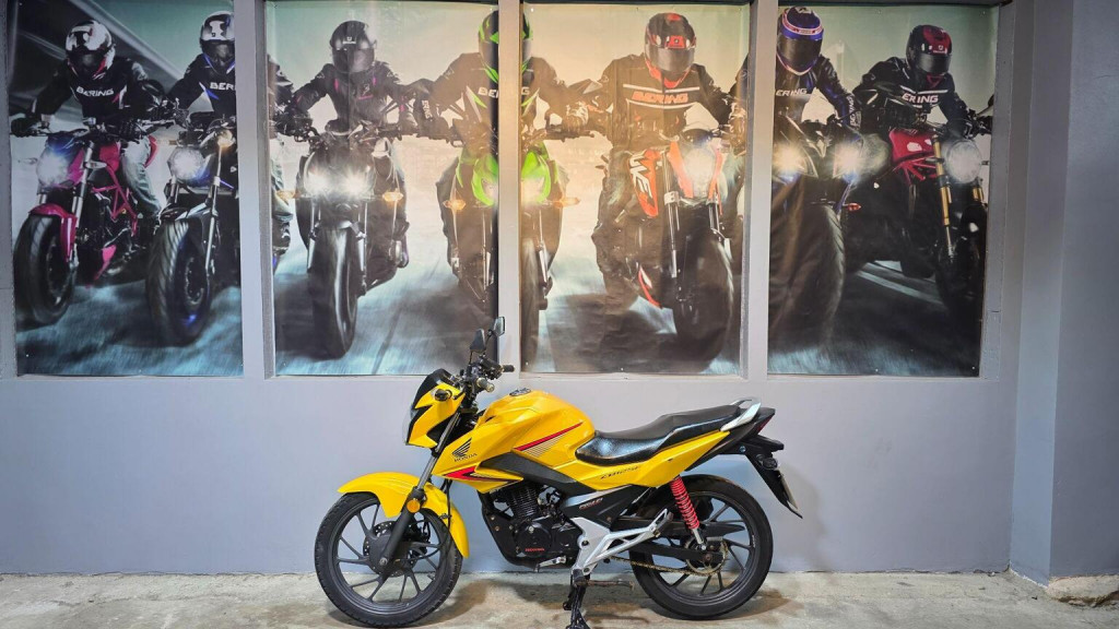 HONDA CB125F