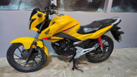 HONDA CB125F