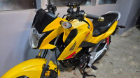 HONDA CB125F