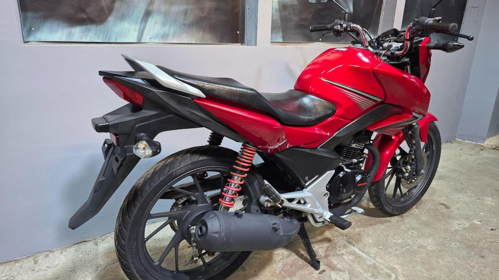 HONDA CB125F