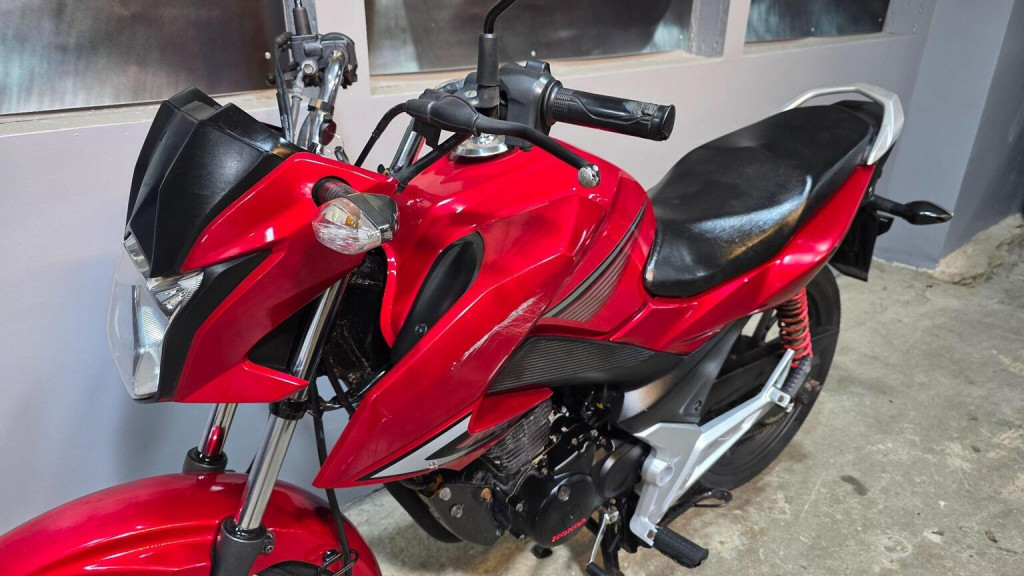 HONDA CB125F