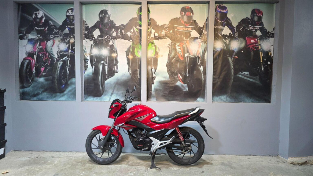 HONDA CB125F