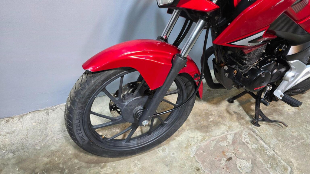 HONDA CB125F