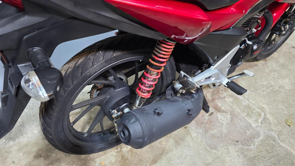 HONDA CB125F