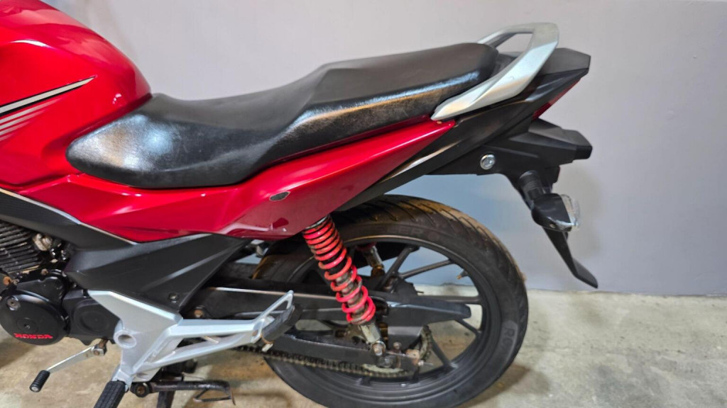HONDA CB125F
