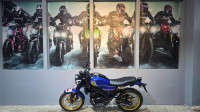 YAMAHA 