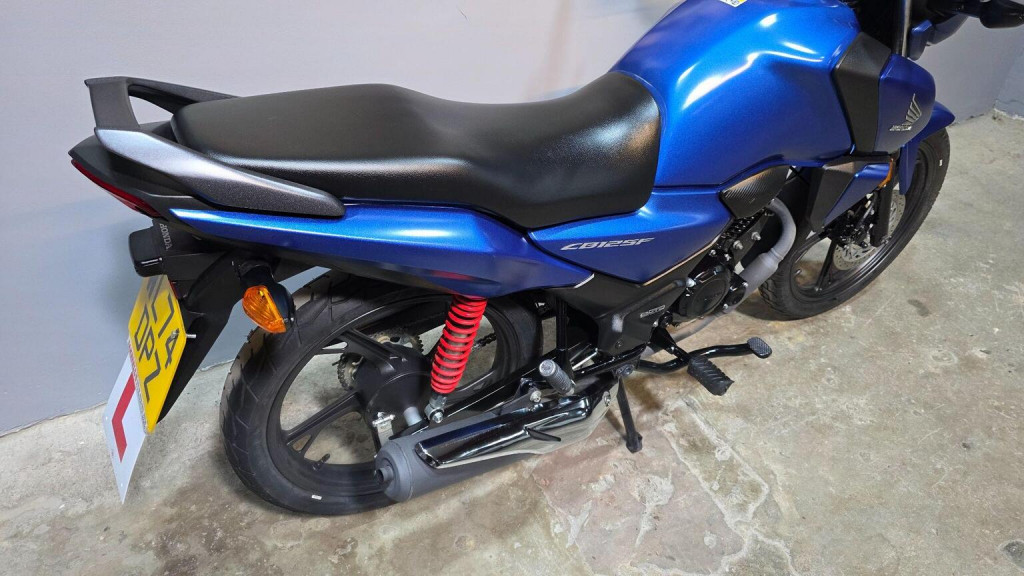 HONDA CB125F