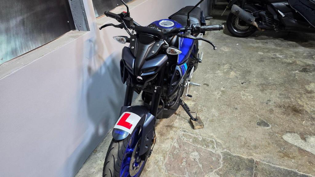 YAMAHA MT-125