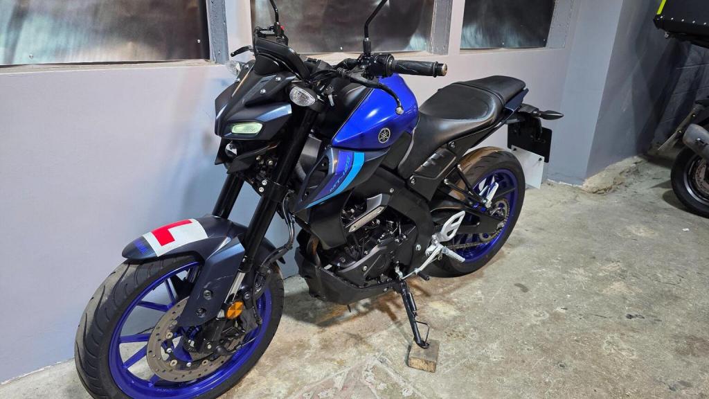 YAMAHA MT-125