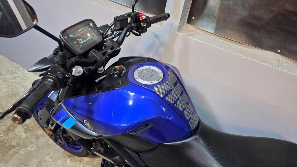 YAMAHA MT-125