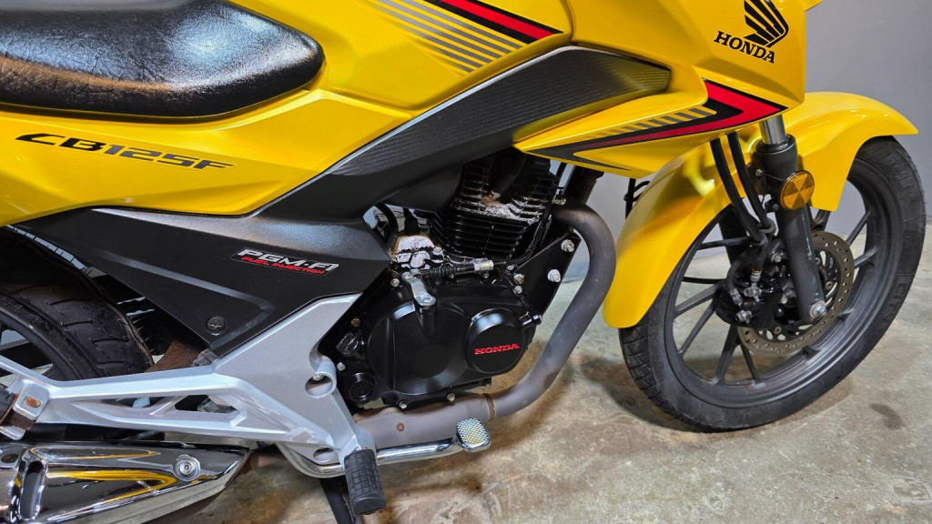 HONDA CB125F