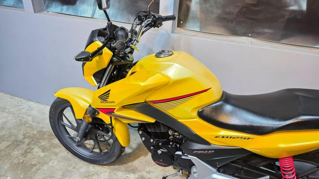 HONDA CB125F
