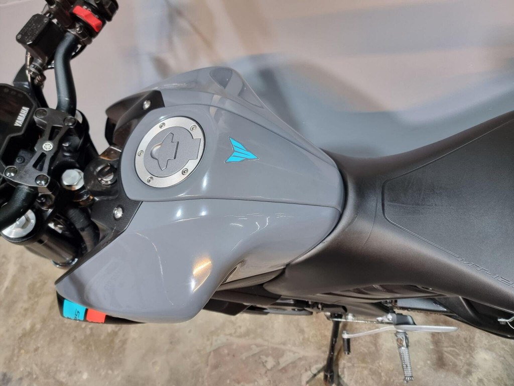 YAMAHA MT-125