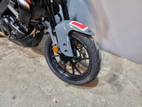 YAMAHA MT-125