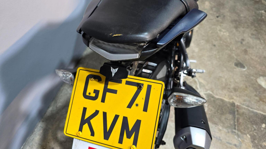YAMAHA MT-125