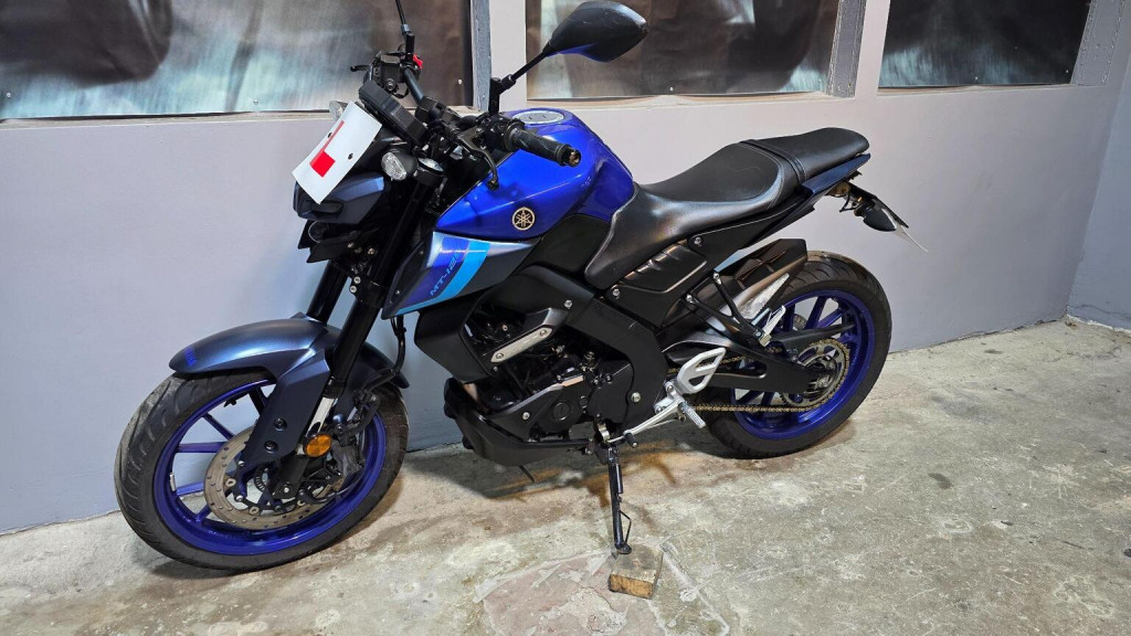 YAMAHA MT-125