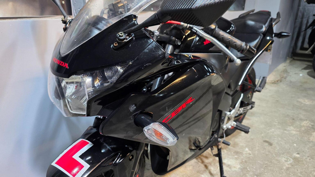 HONDA CBR125R