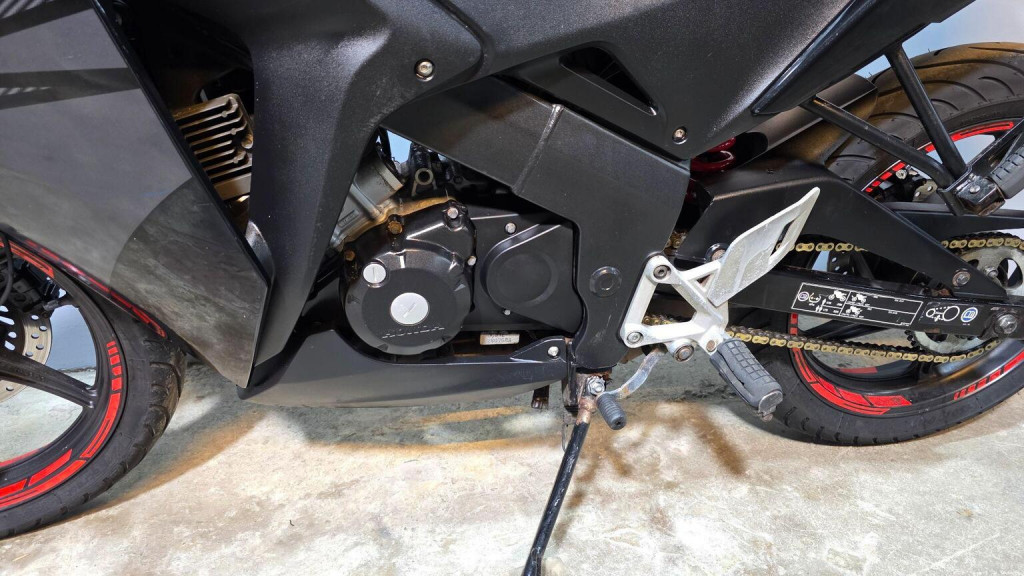 HONDA CBR125R
