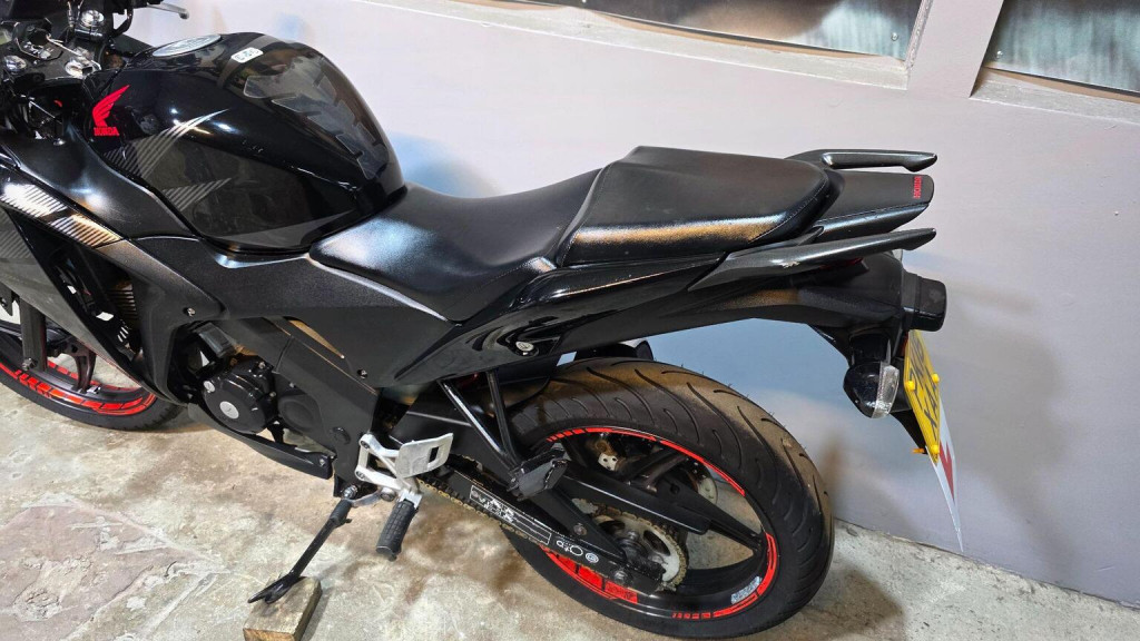 HONDA CBR125R