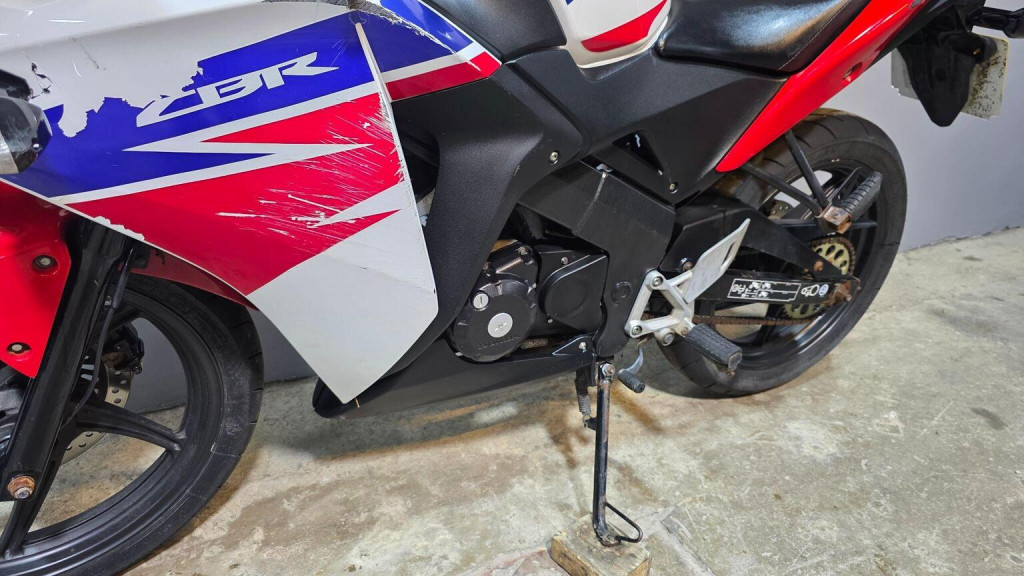 HONDA CBR125R
