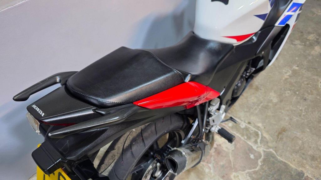 HONDA CBR125R